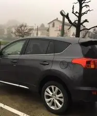 TOYOTA RAV 4 RAV4 2.2 D-CAT A/T 4WD Lounge