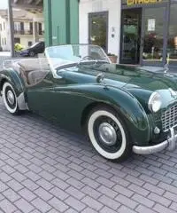 TRIUMPH TR3 cabriolet - bocca stretta