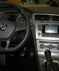 VOLKSWAGEN Golf 1.6 TDI 3p. Comfortline BlueMotion Technology VOLKSWAGEN Golf 1.6 TDI 3p. Comfortline BlueMotion Technology