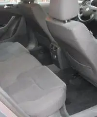 VOLKSWAGEN Passat 1.9 TDI/105CV DPF Var. Comf.