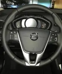 VOLVO V40 D2 Geartronic Momentum