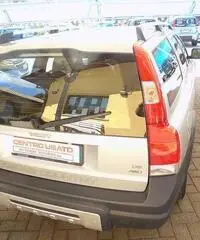 Volvo XC70 XC70 2.4 D5 AWD CROSS COUNTRY CV 185 CAMBIO AUT.