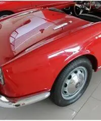 Alfa Romeo Giulietta SPIDER 1300 PASSO CORTO - PRIMA SERIE Alfa Romeo Giulietta SPIDER 1300 PASSO CORTO - PRIMA SERIE