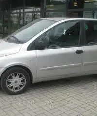 Fiat Multipla 1.9 JTD Dynamic Fiat Multipla 1.9 JTD Dynamic