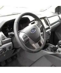 FORD Ranger 2.2 TDCi Doppia Cabina XLT 5pt. PRONTA CONSEGNA FORD Ranger 2.2 TDCi Doppia Cabina XLT 5pt. PRONTA CONSEGNA
