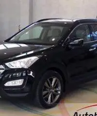 HYUNDAI SANTA FE 2.2 CRDI STYLE A/T 4X4 HYUNDAI SANTA FE 2.2 CRDI STYLE A/T 4X4