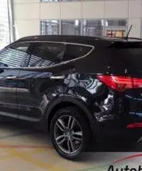 HYUNDAI SANTA FE 2.2 CRDI STYLE A/T 4X4 HYUNDAI SANTA FE 2.2 CRDI STYLE A/T 4X4