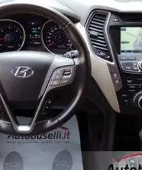 HYUNDAI SANTA FE 2.2 CRDI STYLE A/T 4X4 HYUNDAI SANTA FE 2.2 CRDI STYLE A/T 4X4