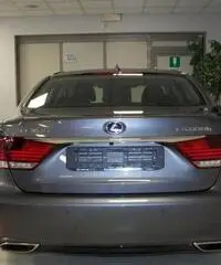 Lexus LS 600 Hybrid Lexus LS 600 Hybrid