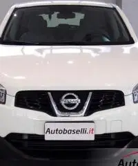 NISSAN QASHQAI 2.0 DCI ACENTA 150CV 4X4 AUTOMATICA NISSAN QASHQAI 2.0 DCI ACENTA 150CV 4X4 AUTOMATICA