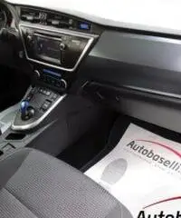 TOYOTA AURIS 1.8 HYBRID AUTOMATICA MOD.RESTYLING TOYOTA AURIS 1.8 HYBRID AUTOMATICA MOD.RESTYLING