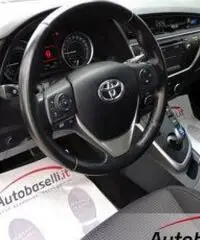 TOYOTA AURIS 1.8 HYBRID AUTOMATICA MOD.RESTYLING TOYOTA AURIS 1.8 HYBRID AUTOMATICA MOD.RESTYLING
