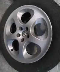 ALFA ROMEO 147 1.9 JTD 115 CV Distinctive ALFA ROMEO 147 1.9 JTD 115 CV Distinctive