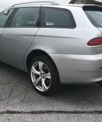 ALFA ROMEO 156 1.9 JTD 16V Sportwagon Q4 Distinctive ALFA ROMEO 156 1.9 JTD 16V Sportwagon Q4 Distinctive