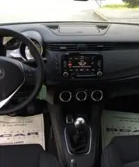 ALFA ROMEO Giulietta 1.6 JTDm 120 CV SUPER +Navi+Vetri scuri+ ALFA ROMEO Giulietta 1.6 JTDm 120 CV SUPER +Navi+Vetri scuri+