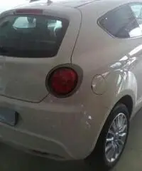 ALFA ROMEO MiTo 1.4 78 CV 8V S&S Progression ALFA ROMEO MiTo 1.4 78 CV 8V S&S Progression