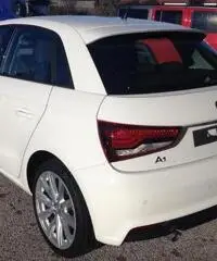 Audi A1 SB 1.4 tdi con NAVI e OPTIONAL Audi A1 SB 1.4 tdi con NAVI e OPTIONAL