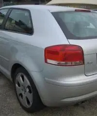 AUDI A3 2.0 16V TDI Ambition AUDI A3 2.0 16V TDI Ambition