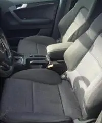 AUDI A3 SPB 2.0 16V TDI Ambition AUDI A3 SPB 2.0 16V TDI Ambition