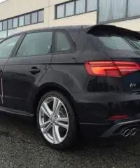 AUDI A3 SPB 2.0 TDI Sport S line Tetto+Fari LED+ AUDI A3 SPB 2.0 TDI Sport S line Tetto+Fari LED+