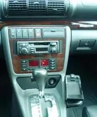 AUDI A4 AUDI A4 AVANT 2.5 TDI V6 QUATTRO 4X4 AUTO/SEQUENZ AUDI A4 AUDI A4 AVANT 2.5 TDI V6 QUATTRO 4X4 AUTO/SEQUENZ