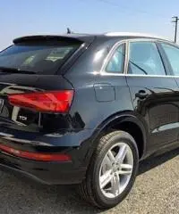 AUDI Q3 2.0 TDI 150 CV Sport +Navi +Xenon + AUDI Q3 2.0 TDI 150 CV Sport +Navi +Xenon +