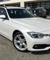 BMW 318 dA Touring +Navig +Autom + BMW 318 dA Touring +Navig +Autom +