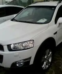 CHEVROLET Captiva 2.2 VCDi 184CV aut. 4WD LTZ CHEVROLET Captiva 2.2 VCDi 184CV aut. 4WD LTZ