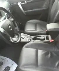 CHEVROLET Captiva 2.2 VCDi 184CV aut. 4WD LTZ CHEVROLET Captiva 2.2 VCDi 184CV aut. 4WD LTZ