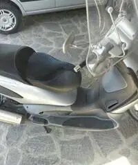 Scooter Piaggio Beverly 200 Scooter Piaggio Beverly 200