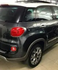FIAT 500L 1.6 Multijet 120 CV €6 Trekking Tetto /Navig /Pdc FIAT 500L 1.6 Multijet 120 CV €6 Trekking Tetto /Navig /Pdc