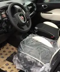 FIAT 500L 1.6 Multijet 120 CV €6 Trekking Tetto /Navig /Pdc FIAT 500L 1.6 Multijet 120 CV €6 Trekking Tetto /Navig /Pdc