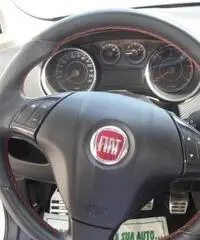 Fiat Bravo 1.6 MJT 120 CV DPF +pack sport +cerchi 18 Fiat Bravo 1.6 MJT 120 CV DPF +pack sport +cerchi 18