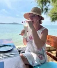 Olga, 49 anni Olga, 49 anni