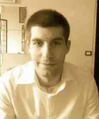 Cerco ragazza per amicizia ed eventuale relazione seria Cerco ragazza per amicizia ed eventuale relazione seria