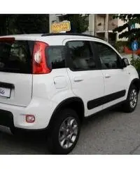 FIAT Panda 1.3 MJT 95 CV S&S 4x4 5 POSTI FIAT Panda 1.3 MJT 95 CV S&S 4x4 5 POSTI
