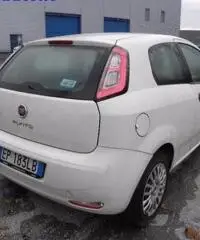 FIAT Punto 1.3 MJT 75CV VAN4 POSTI-Autovettura da preparare!