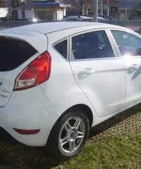 FORD Fiesta 1.0 80CV 5 porte Titanium FORD Fiesta 1.0 80CV 5 porte Titanium