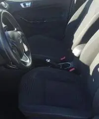 FORD Fiesta 1.0 80CV 5 porte Titanium FORD Fiesta 1.0 80CV 5 porte Titanium