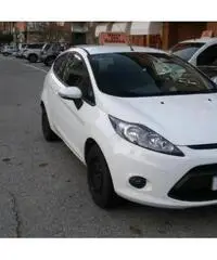 FORD Fiesta + 1.2 60CV 3 porte OK NEOPATENTATI FORD Fiesta + 1.2 60CV 3 porte OK NEOPATENTATI