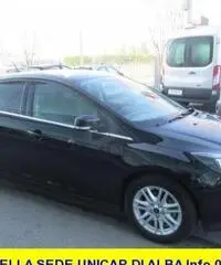 FORD Focus 1.6 120 CV GPL Titanium
