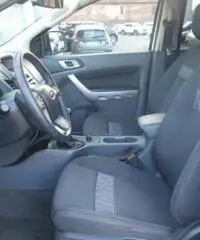 FORD Ranger 2.2 TDCi Doppia Cabina XLT 5pt.