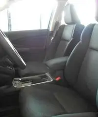 HONDA CR-V 1.6 i-DTEC Elegance Navi 4WD HONDA CR-V 1.6 i-DTEC Elegance Navi 4WD