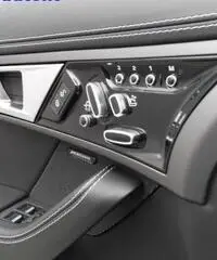 JAGUAR F-Type R 5.0 V8 AWD COUPE' CV550 STREPITOSA!!!!! JAGUAR F-Type R 5.0 V8 AWD COUPE' CV550 STREPITOSA!!!!!