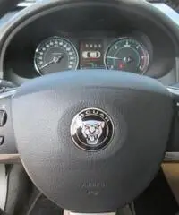 JAGUAR XF 3.0 D V6 Luxury