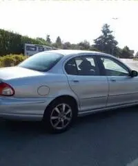 JAGUAR X-Type 2.2D cat Classic