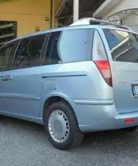 Lancia Phedra 2.2 JTD Emblema FAP Lancia Phedra 2.2 JTD Emblema FAP