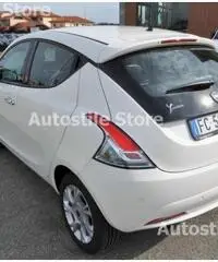 LANCIA Ypsilon 1.2 69 CV 5 porte GPL Ecochic Gold LANCIA Ypsilon 1.2 69 CV 5 porte GPL Ecochic Gold
