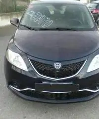 LANCIA Ypsilon 1.2 69 CV 5 porte Silver