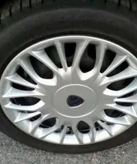 LANCIA Ypsilon 1.2 69 CV 5 porte Silver